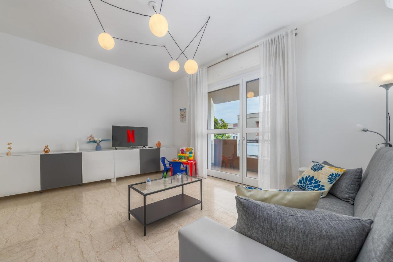 Niguarda-Zara Xxl Home,Two Balconies,Wifi,Family Milan Exterior photo